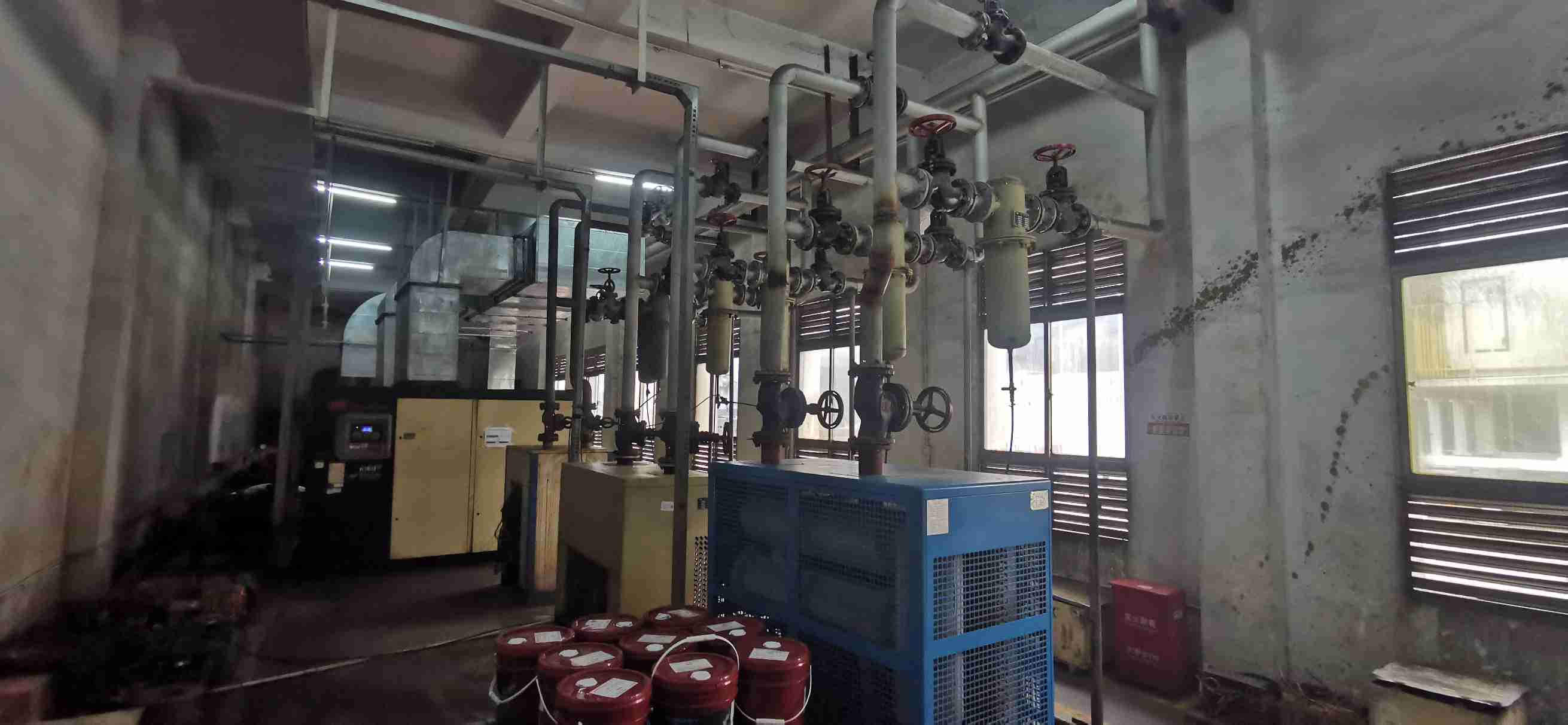 壓縮空氣組合式干燥機(jī)，壓縮空氣干燥機(jī)，冷凍式干燥機(jī)，吸干機(jī)，精密過濾器，吸附式干燥機(jī)